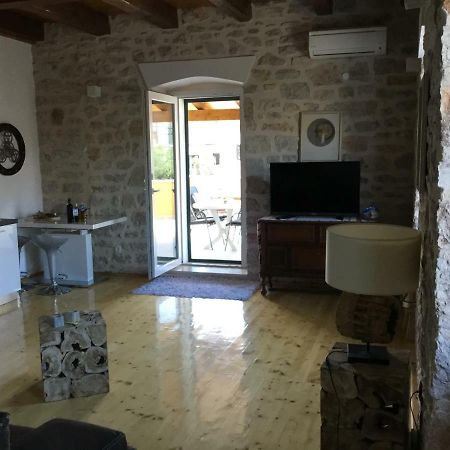 Stein Haus Villa Pirovac Exterior foto