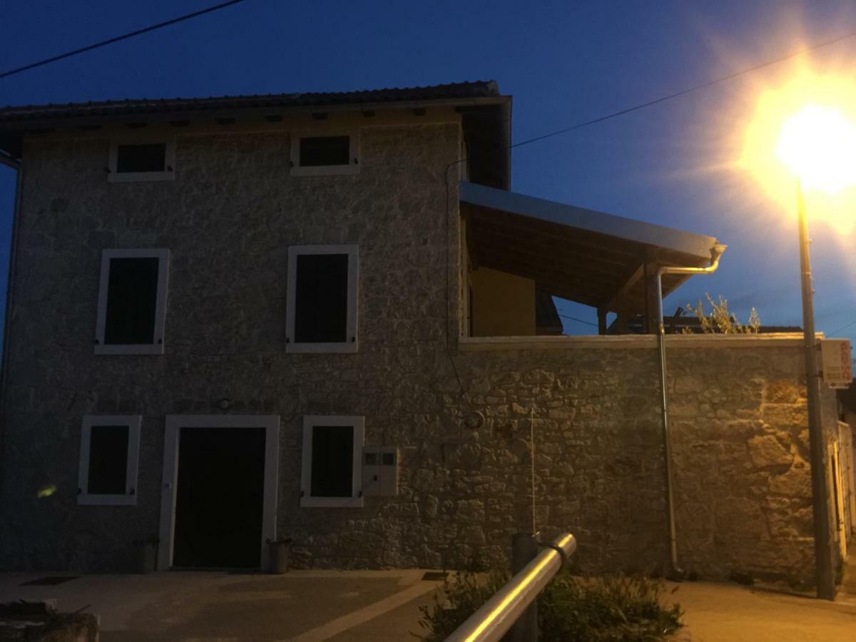 Stein Haus Villa Pirovac Exterior foto